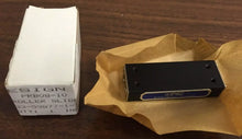 Load image into Gallery viewer, PIC DRB08-10 Aluminum Cross Roller Slide, 1 Travel, 0.0001 Accuracy - ZYYKZ Test Equipment