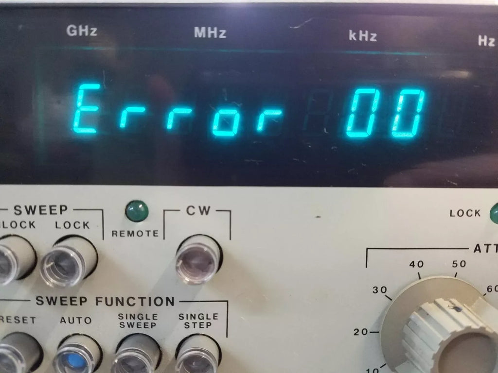 Gigatronics 900/2-18 Synthesized Signal Sweep Generator 2-18 GHz - ZYYKZ Test Equipment