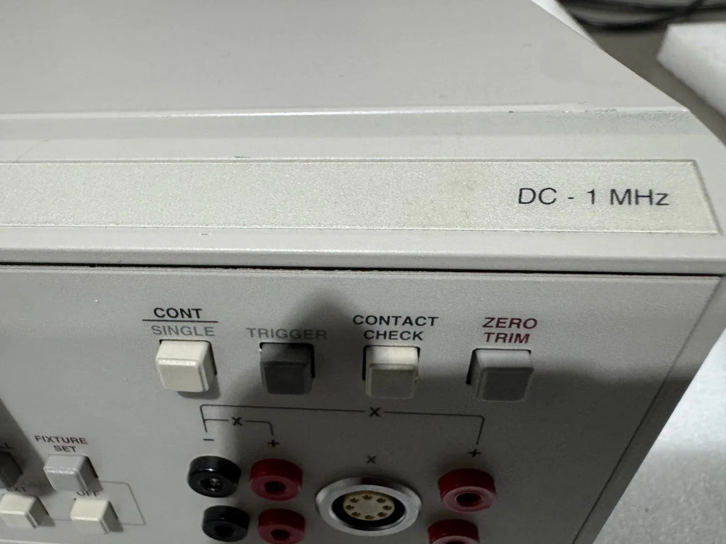 Fluke Programmable Automatic RCL Meter for Precision Component Testing - ZYYKZ Test Equipment