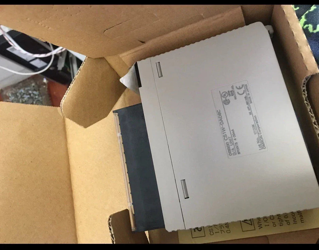 Omron CS1W-DA08C-IAP 8-Channel Analog Output Module for Industrial Automation - ZYYKZ Test Equipment