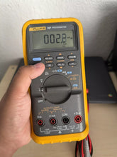 Load image into Gallery viewer, FLUKE 787 ProcessMeter with Test Leads - Accurate Loop Calibrator &amp; Multimeter - ZYYKZ Test Equipment