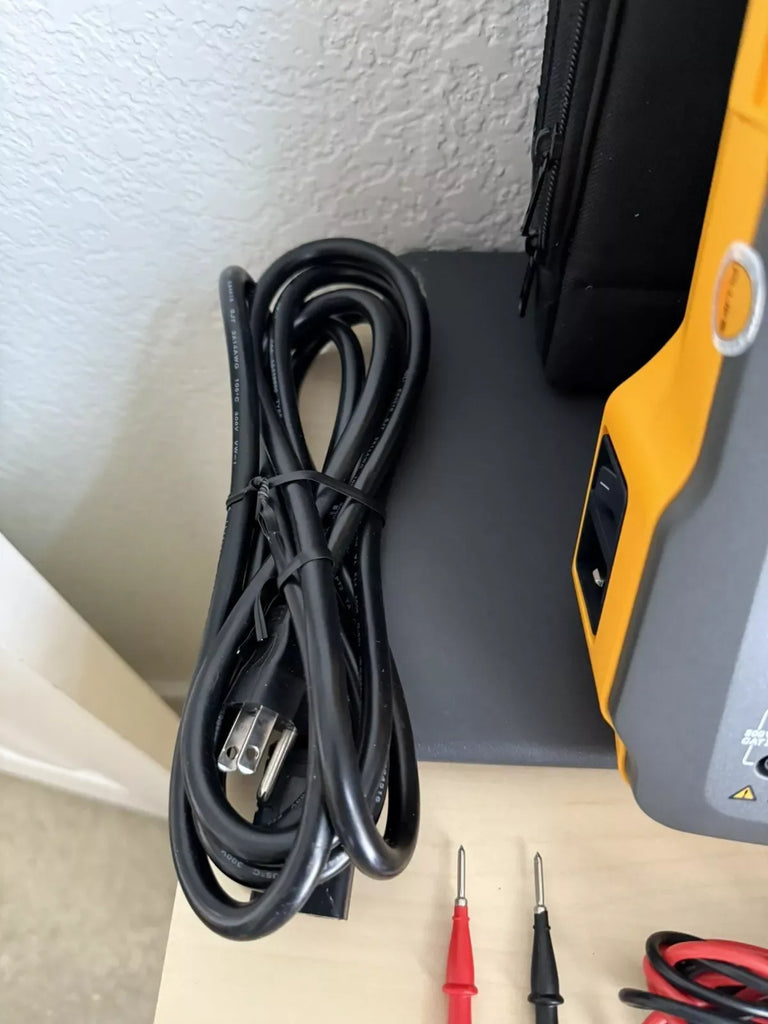 Fluke ESA615 EU Electrical Safety Analyzer 230V (Calibrated 2024) - ZYYKZ Test Equipment