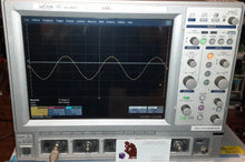 Load image into Gallery viewer, LeCroy WaveSurfer WR64Xs 600 MHz Digital Oscilloscope - ZYYKZ Test Equipment