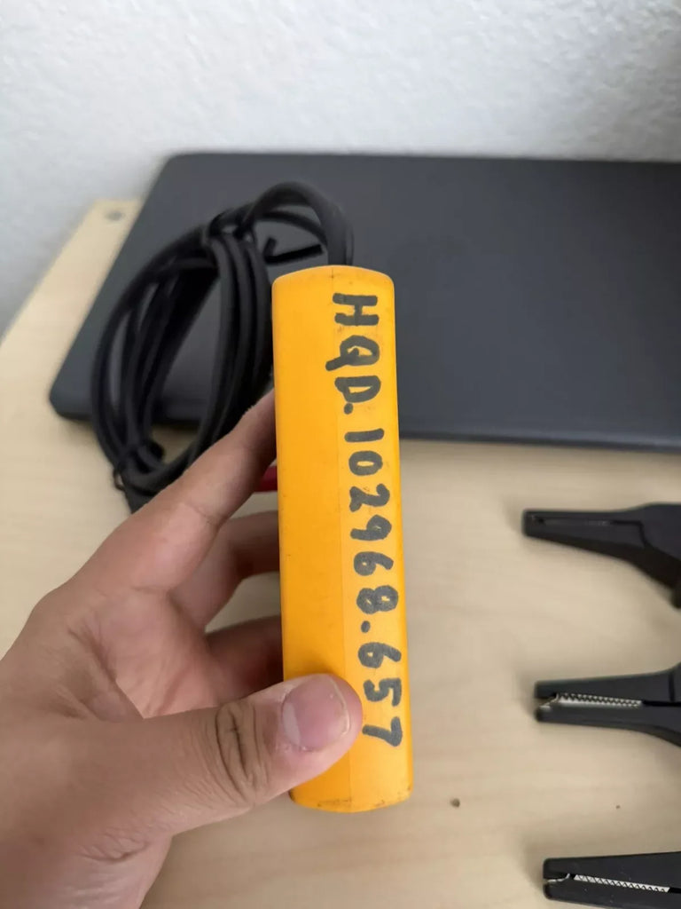 Fluke 9040 Digital Phase Rotation Indicator Meter with Accurate Phase Detection - ZYYKZ Test Equipment
