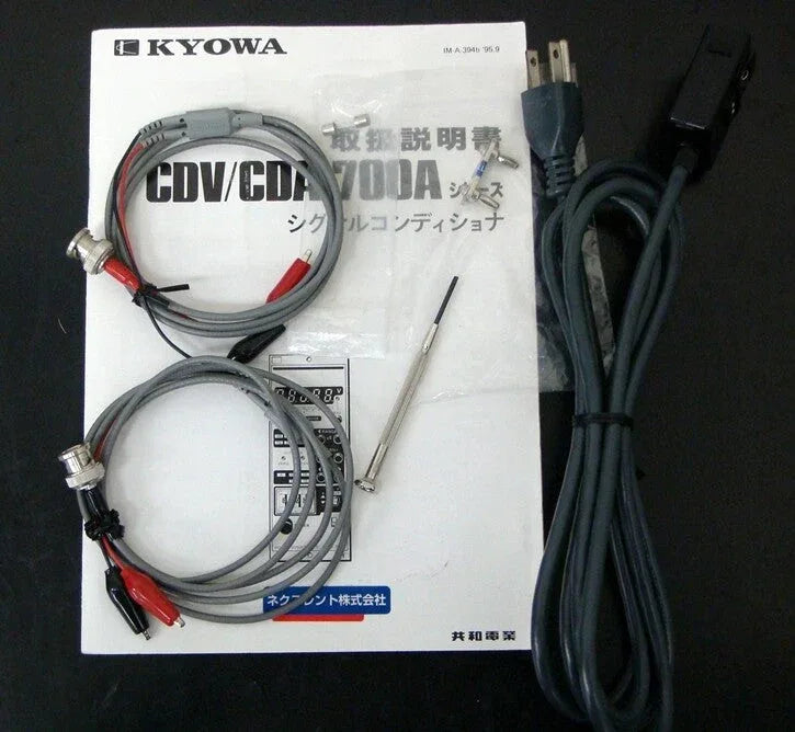 Kyowa CDV-700A Precision Signal Conditioner Amplifier - ZYYKZ Test Equipment