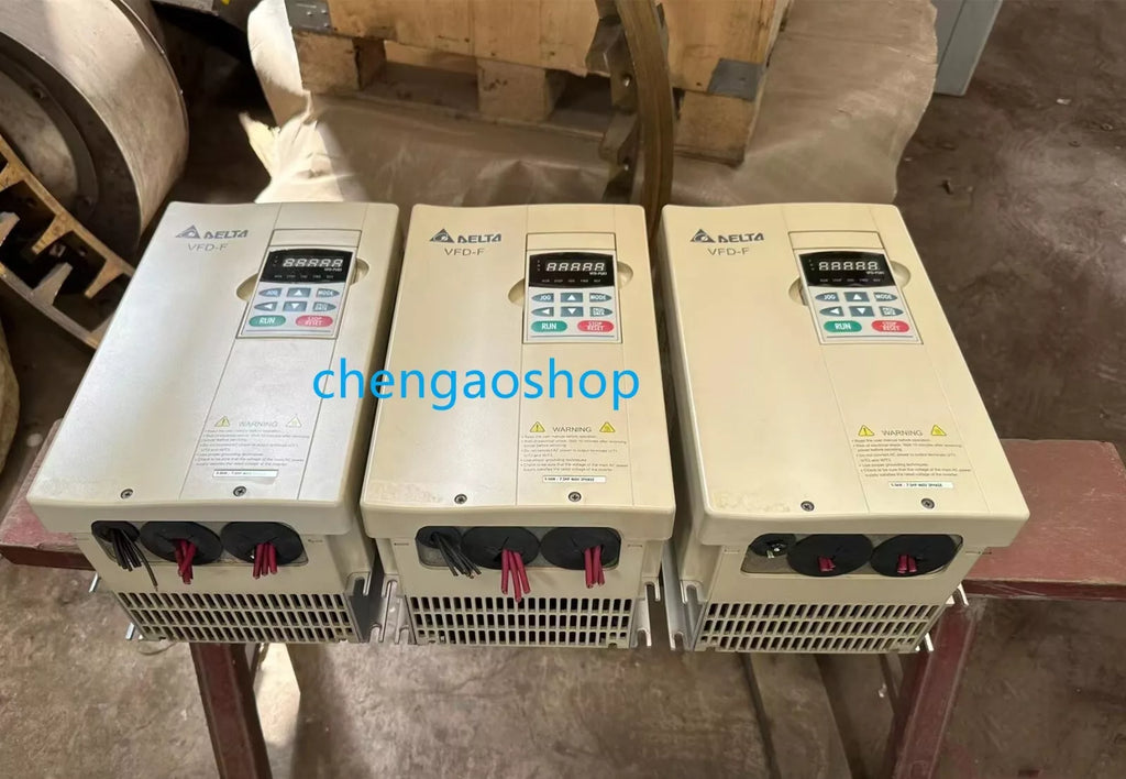 VFD-F VFD055F43B Variable Frequency Drive - Used, Working Condition