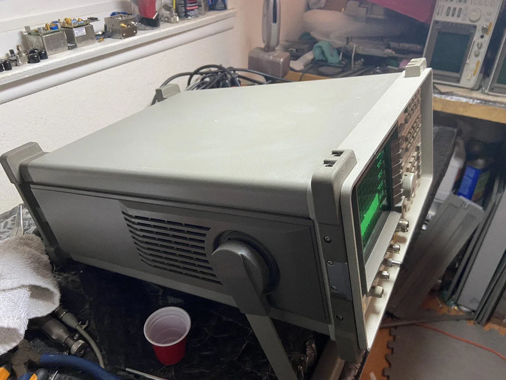 HP Agilent 8563E Spectrum Analyzer 10 Hz to 26.9/50 GHz with Mixers & Calibration Data - ZYYKZ Test Equipment