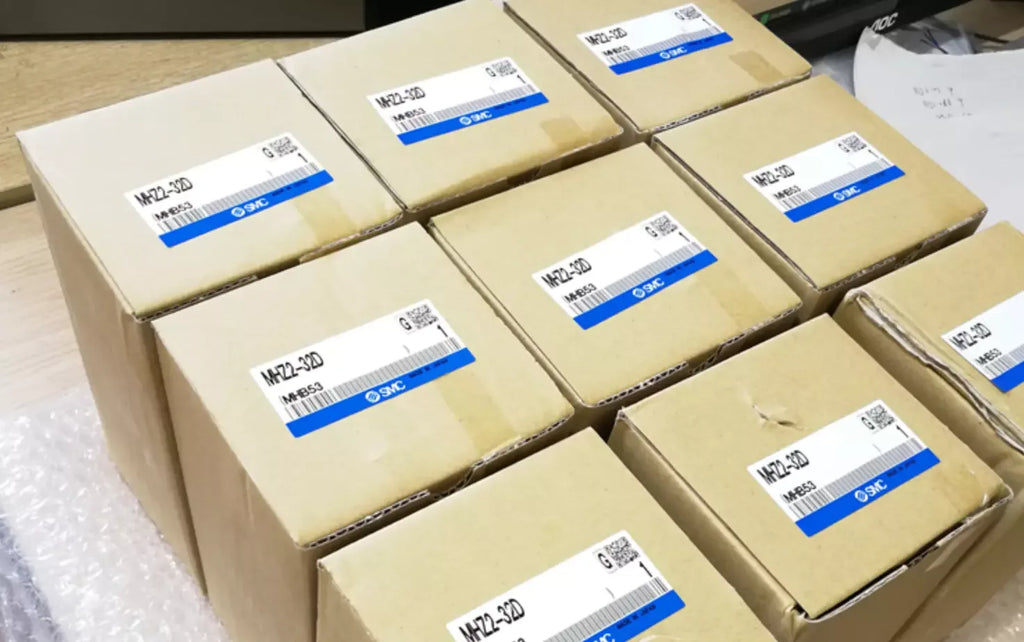 SMC MHZ2-32D Pneumatic Cylinder, 32mm Bore, Compact Design - ZYYKZ Test Equipment