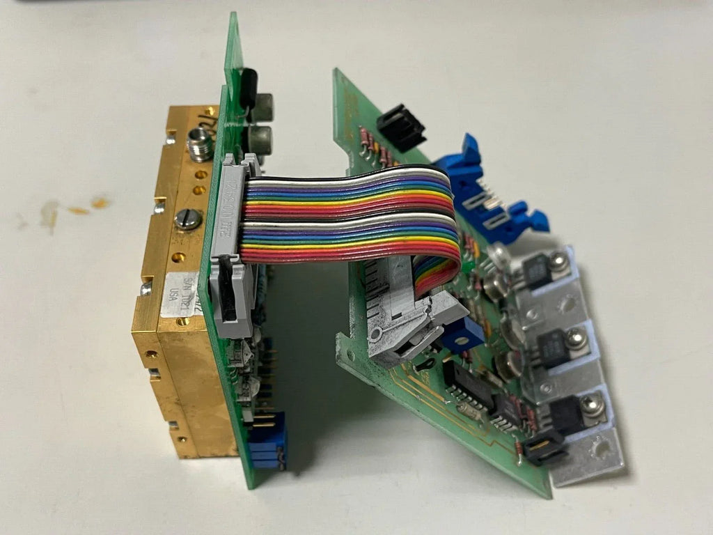 HP Agilent 5086-7472 40GHz RF Switch/Doubler with 5062-1273 & 08516-60034 Boards - ZYYKZ Test Equipment