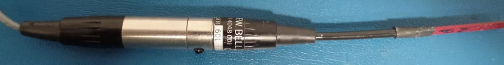 FW Bell 4048 Gauss/Tesla Meter with T-4048-001 Probe, Zero Gauss Chamber & Carrying Case - ZYYKZ Test Equipment