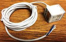 Load image into Gallery viewer, SMC ISE40-M5-22L Digital Pressure Switch with High Precision - ZYYKZ Test Equipment