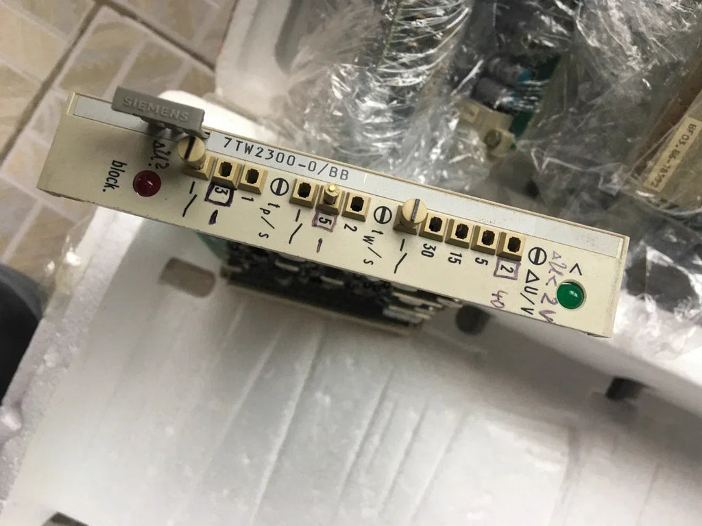 7TW2300-0/BB RF Front-End Module for Wireless Communication - ZYYKZ Test Equipment