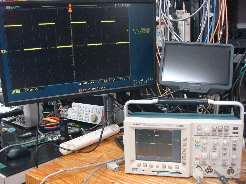 Tektronix TDS3GV Oscilloscope with GPIB, RS232C & VGA Interface - ZYYKZ Test Equipment