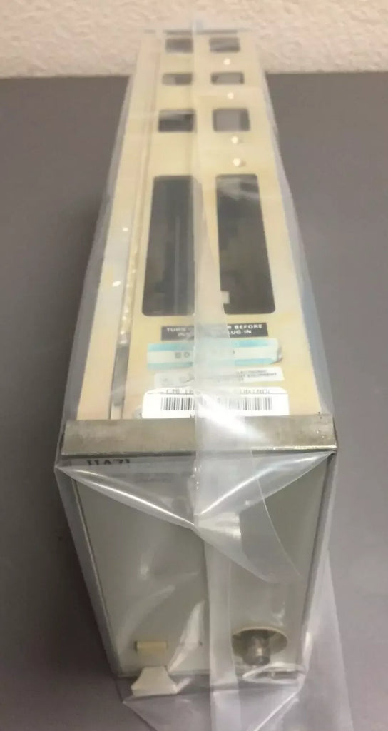 Tektronix 11A71 Single-Channel 1GHz Amplifier Plug-In Module - ZYYKZ Test Equipment