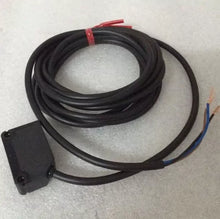 Load image into Gallery viewer, Panasonic CX-425 High-Precision Photoelectric Sensor - ZYYKZ Test Equipment