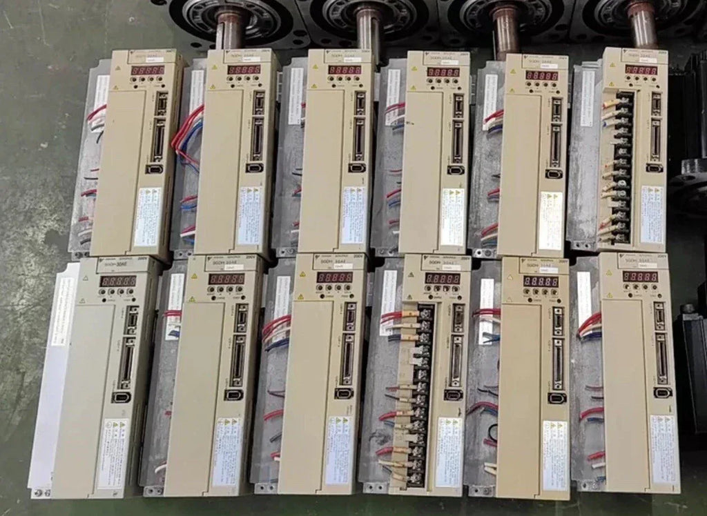 SGDH-30AE High Performance Industrial Servo Drive Controller - ZYYKZ Test Equipment