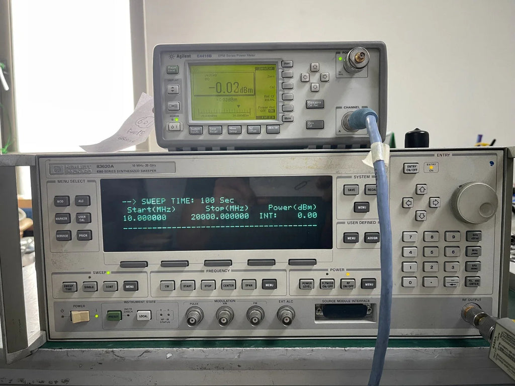 HP Agilent 83620A Synthesized Sweep Signal Generator 10MHz-20GHz - ZYYKZ Test Equipment