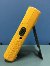 Load image into Gallery viewer, Fluke 123 Industrial ScopeMeter 20MHz Handheld Oscilloscope - ZYYKZ Test Equipment