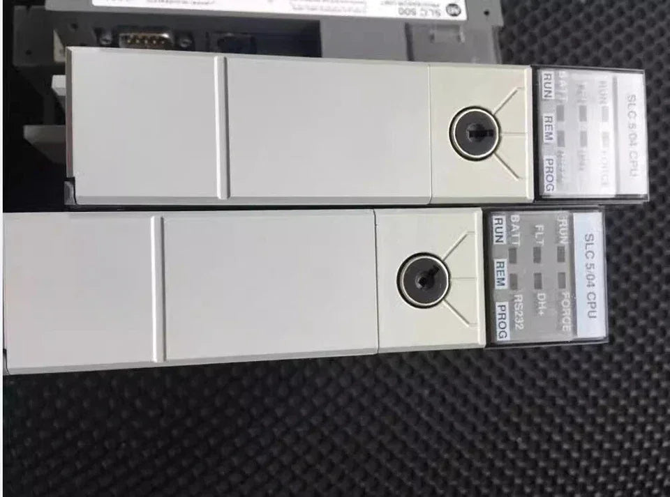 Allen-Bradley 1747-L541 High-Performance RF Switch Module - ZYYKZ Test Equipment