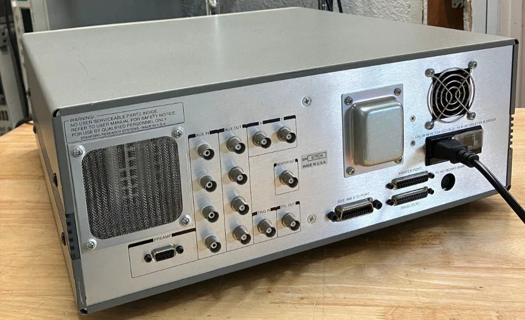 Stanford Research Systems SR850 DSP Lock-In Amplifier - Calibrated, High Precision - ZYYKZ Test Equipment