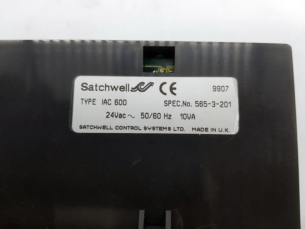 Satchwell Ivensys IAC 600 B Multi-Loop Intelligent HVAC Controller - ZYYKZ Test Equipment