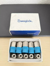 Load image into Gallery viewer, Swagelok SS-400-2-8 Stainless Steel Elbow Connector Fitting 1/4 Tube x 1/2 Male NPT - ZYYKZ Test Equipment