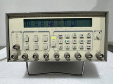 Load image into Gallery viewer, SRS DG535 Four-Channel Digital Delay Pulse Generator with 250 ps Resolution - ZYYKZ Test Equipment