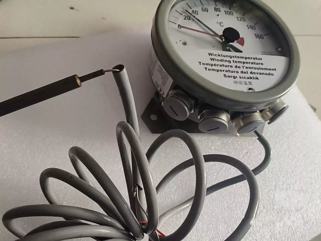 MT-STW160F2/4/6m Digital Thermometer - Used