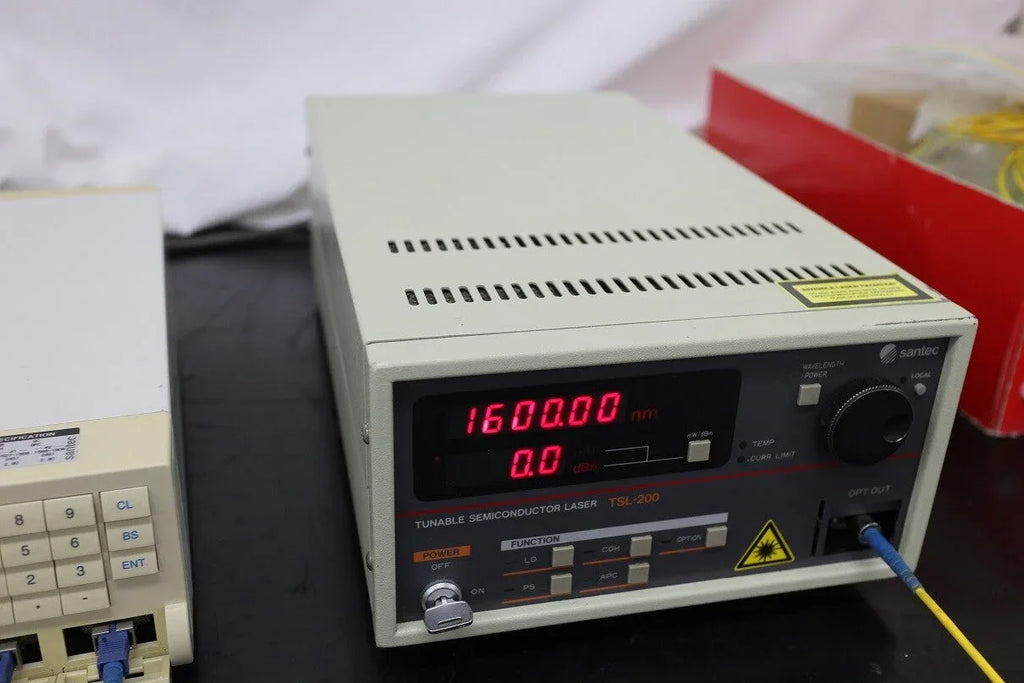 SANTEC OTF-930 High-Precision Optical Tunable Filter - ZYYKZ Test Equipment