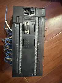 Omron CP1L-M60DT-A Advanced Programmable Logic Controller (PLC) for Industrial Automation - ZYYKZ Test Equipment