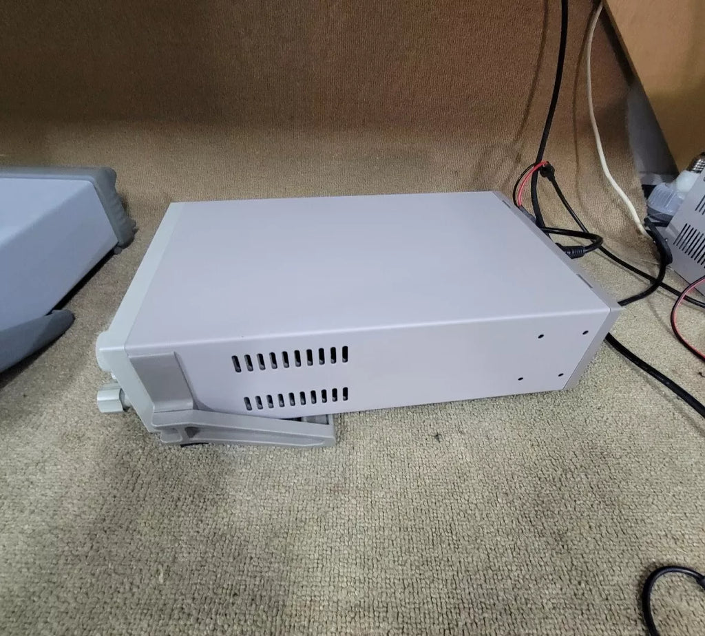 ITECH CD8610T 120V/20A/120W DC Electronic Load - Used with 90-Day Warranty
