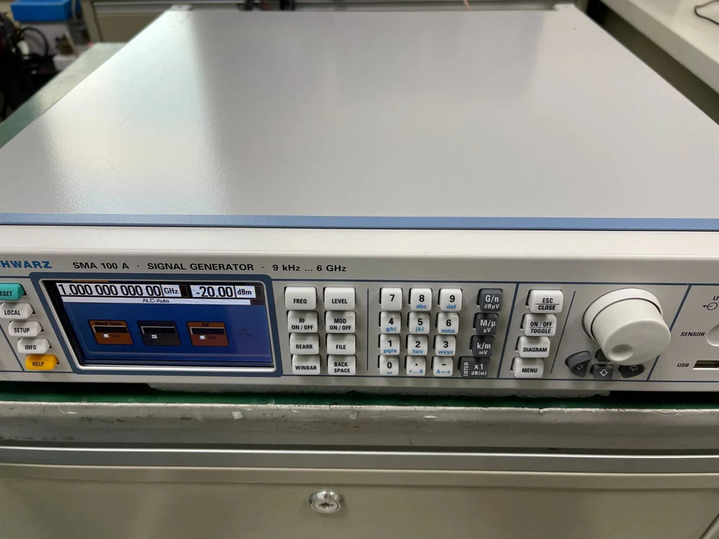 Rohde & Schwarz SMA100A Analog Signal Generator 9 kHz to 6 GHz - ZYYKZ Test Equipment