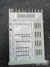 Load image into Gallery viewer, SDC40 Temperature Controller - Used and Tested