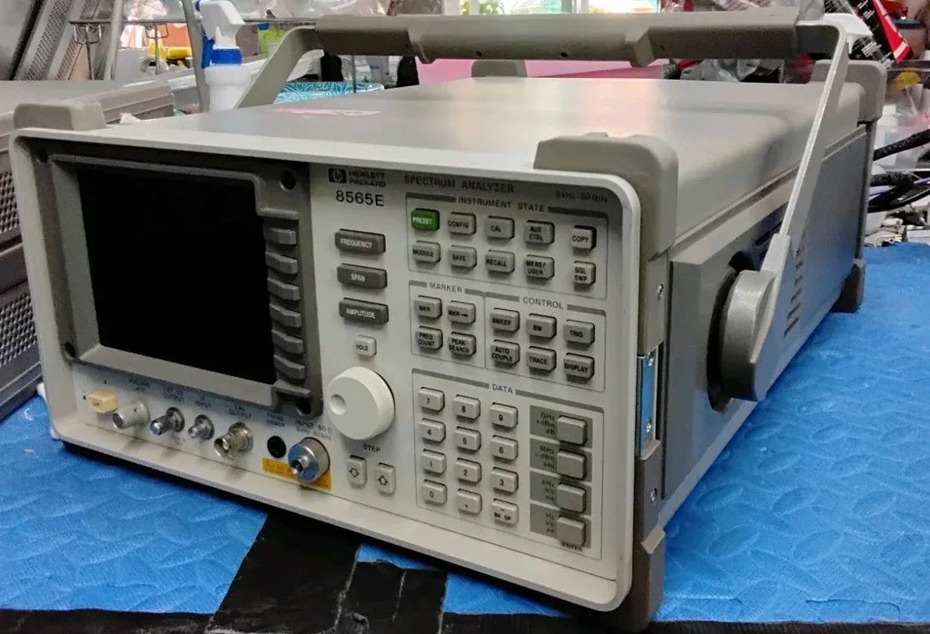 HP 8565E Spectrum Analyzer 20 Hz to 50 GHz - ZYYKZ Test Equipment