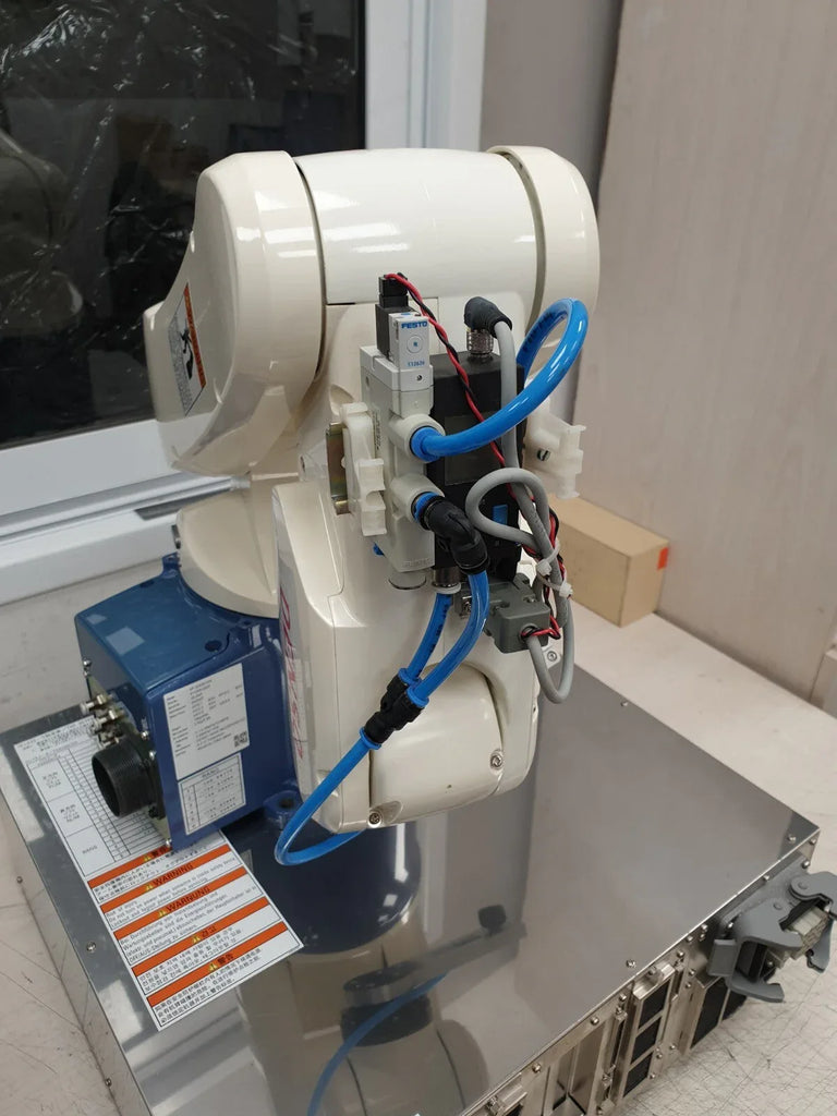 DENSO WAVE VP-5243E/GM Advanced Robot Controller - ZYYKZ Test Equipment