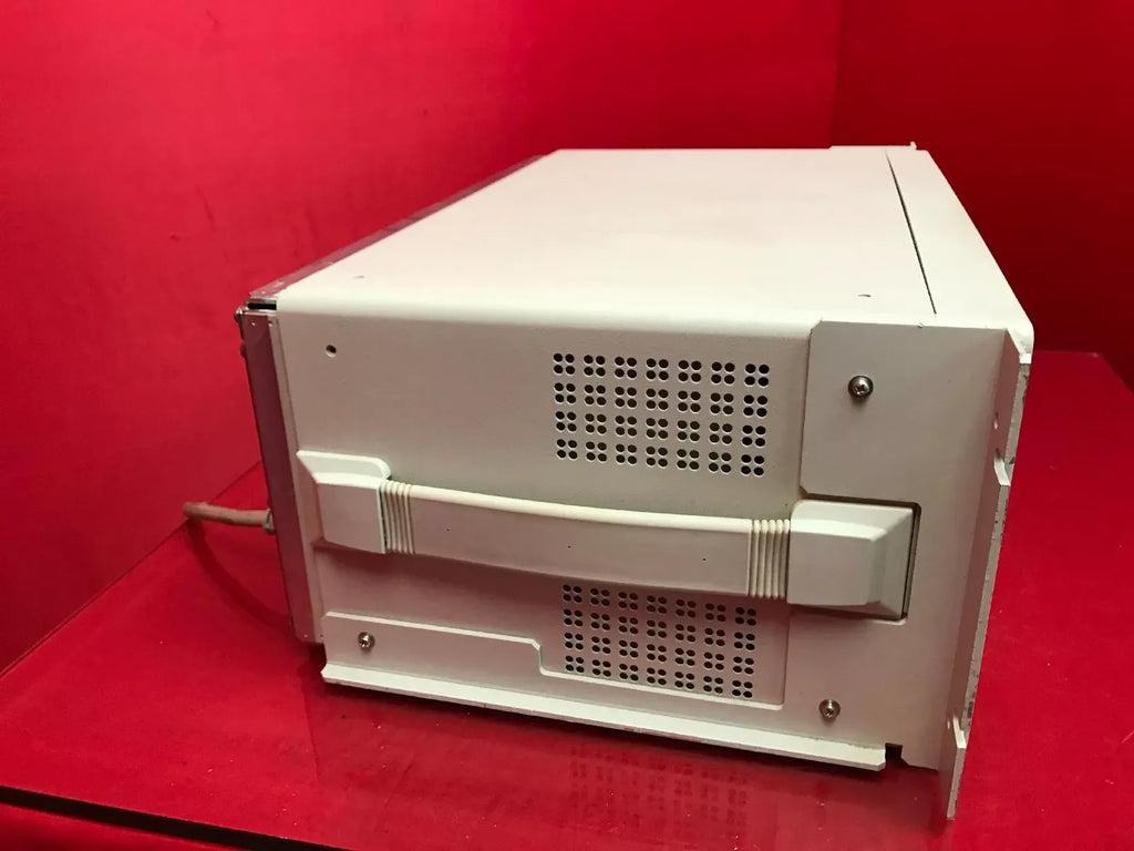 Advantest R3182 Spectrum Analyzer 9 kHz to 40 GHz - ZYYKZ Test Equipment