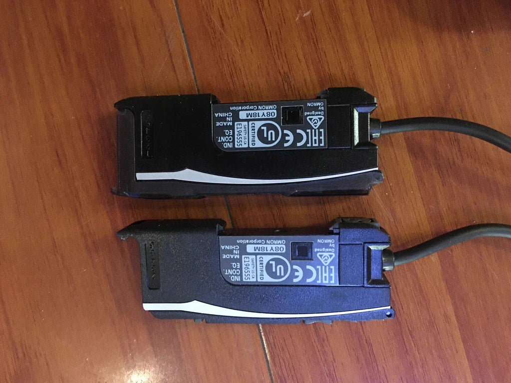 Omron E3NC-LA21 High-Resolution Digital Camera Image Sensor - ZYYKZ Test Equipment
