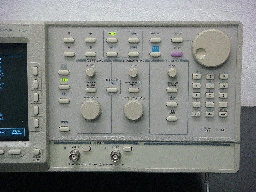 AWG510 50 kHz - 1 GHz High-Performance Arbitrary Waveform Generator - ZYYKZ Test Equipment