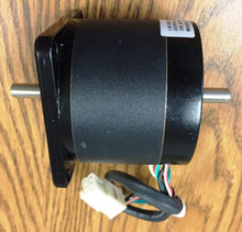 Load image into Gallery viewer, Lin Engineering 5618S-01D-08 High-Torque Stepper Motor P/N W0202567 - ZYYKZ Test Equipment