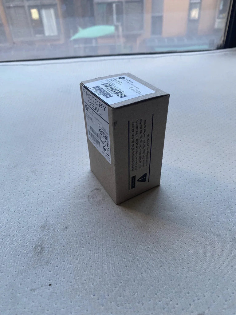Allen-Bradley 1794-OV32 Digital Output I/O Module - ZYYKZ Test Equipment