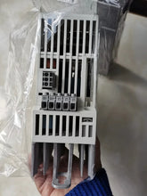 Load image into Gallery viewer, Lenze 8400 Vector Frequency Inverter Drive - ZYYKZ Test Equipment
