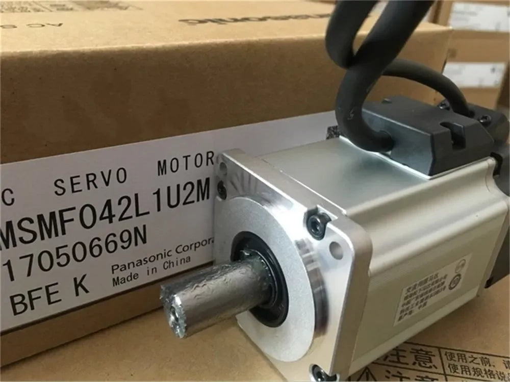 Panasonic MSMF042L1U2M High-Performance AC Servo Motor - ZYYKZ Test Equipment