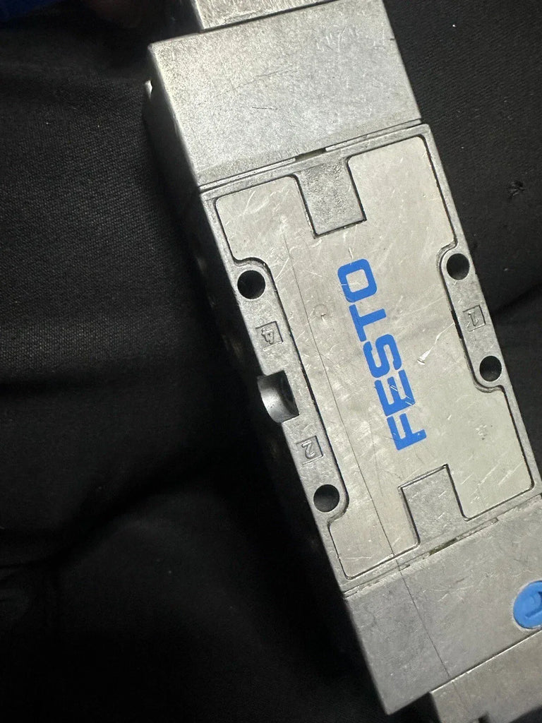 Festo MFH-5/3E-1/8-B 30483 Pneumatic 5/3-Way Directional Control Valve - ZYYKZ Test Equipment