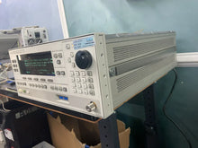 Load image into Gallery viewer, Agilent HP 83630A/83620A Calibrated RF Signal Generator 10 MHz–24.5 GHz with Options 1, 6, 8 - ZYYKZ Test Equipment