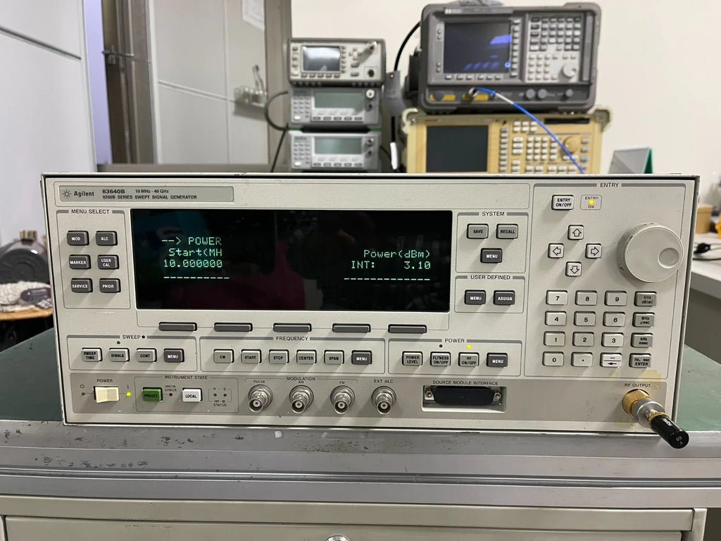 HP Agilent 83640B Synthesized Sweep Signal Generator 10MHz-40GHz - ZYYKZ Test Equipment