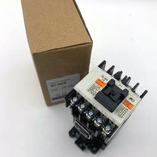 Load image into Gallery viewer, FUJI SC-05/G 24VAC AC Contactor - Reliable Industrial Switching - ZYYKZ Test Equipment