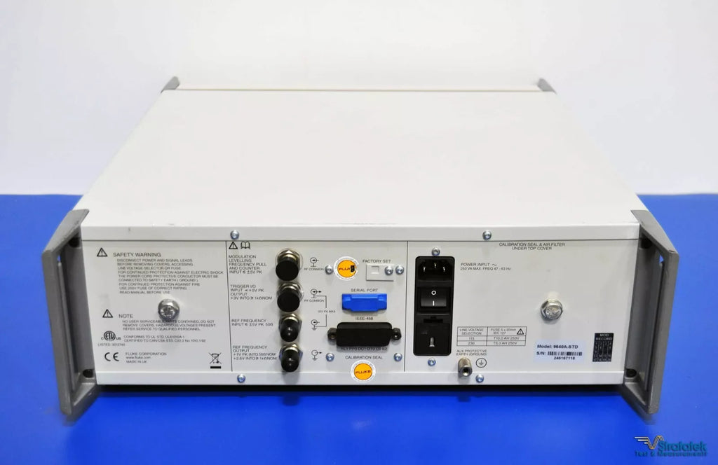 Fluke 9640A RF Reference Source - 4 GHz RF Calibration
