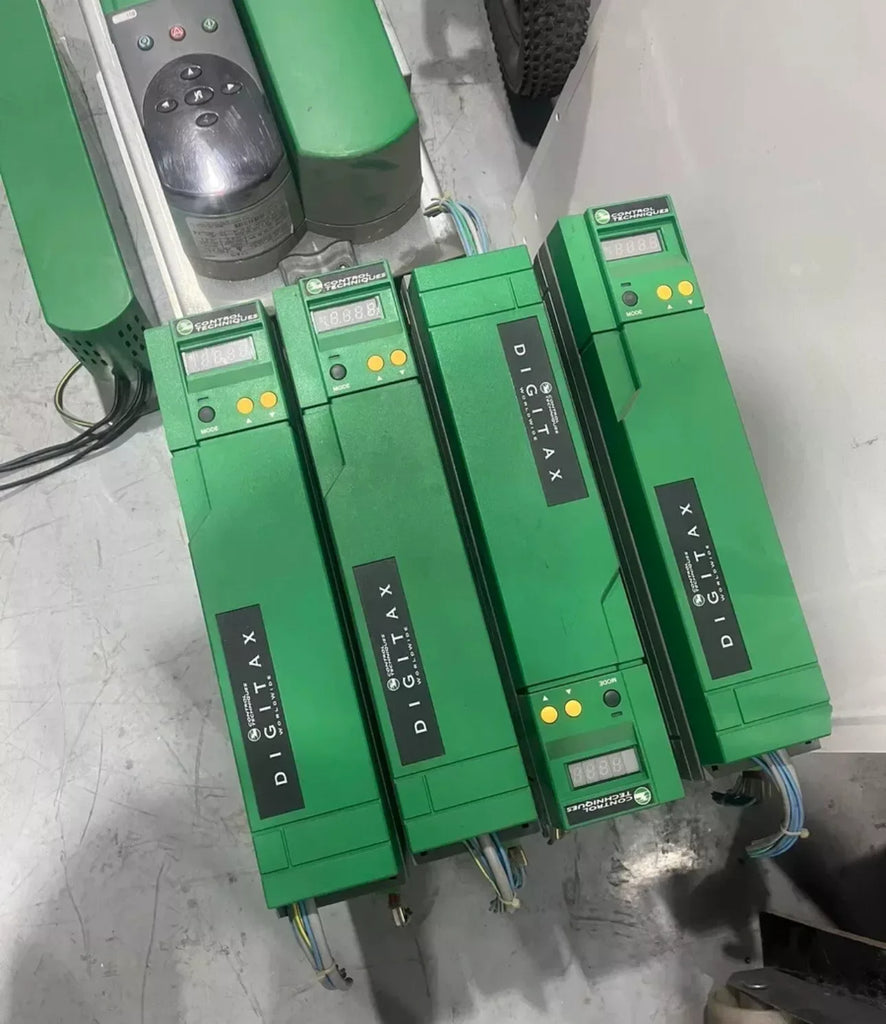 Compact DBE220 Digital Battery Eliminator & STDJ11 Signal Distributor Bundle - ZYYKZ Test Equipment