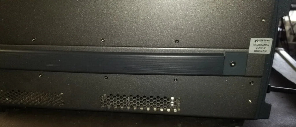 PXIe Modular Chassis with Integrated Controller - ZYYKZ Test Equipment