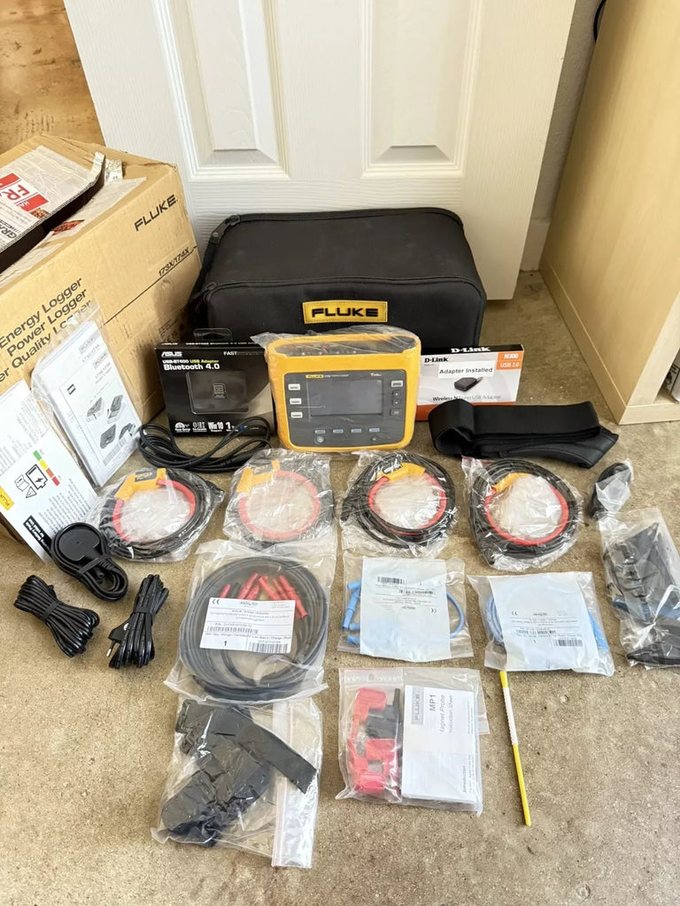 Fluke 1738 3-Phase Power Logger Kit with Accessories, Calibrated 2024 - ZYYKZ Test Equipment